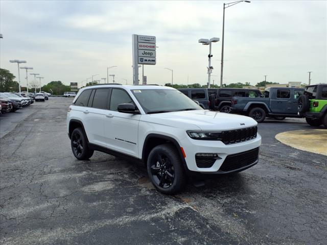 new 2025 Jeep Grand Cherokee car, priced at $48,524