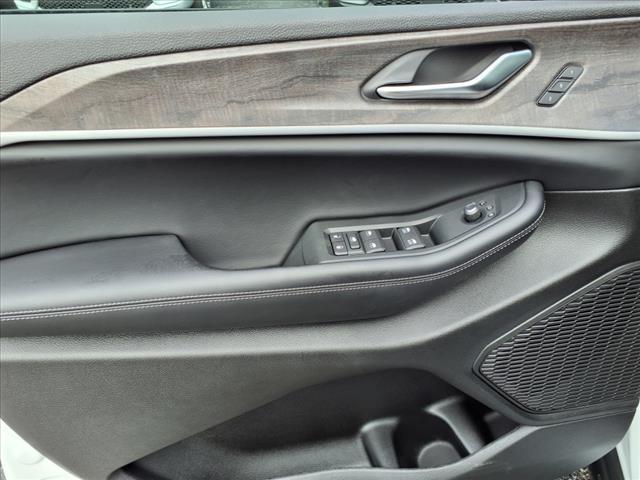 new 2025 Jeep Grand Cherokee L car, priced at $44,425
