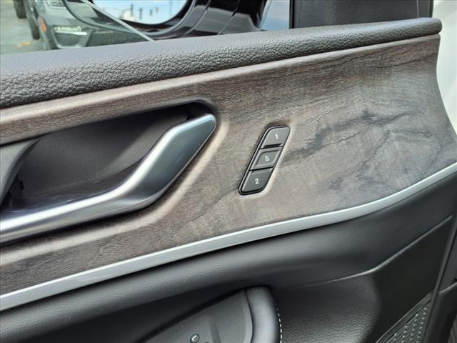 new 2025 Jeep Grand Cherokee L car, priced at $44,425