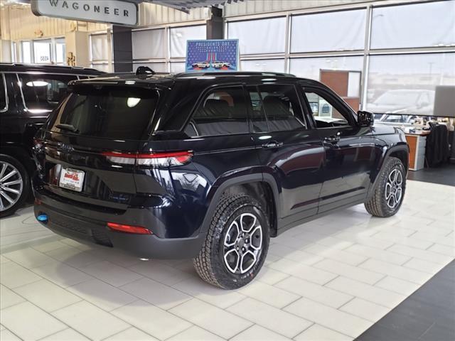 new 2022 Jeep Grand Cherokee 4xe car, priced at $57,266