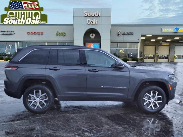new 2025 Jeep Grand Cherokee car, priced at $45,009