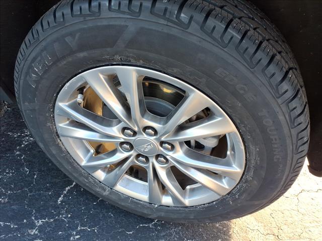 used 2020 Cadillac XT5 car, priced at $25,881