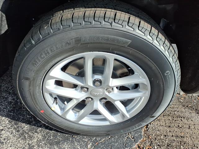 new 2025 Jeep Grand Cherokee L car, priced at $36,576