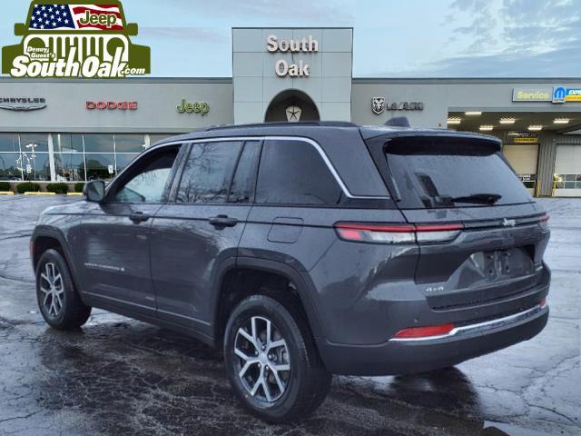 new 2025 Jeep Grand Cherokee car, priced at $45,009