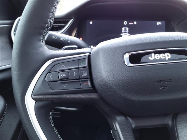 new 2025 Jeep Grand Cherokee car, priced at $45,009
