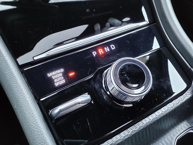 new 2025 Jeep Grand Cherokee car, priced at $45,009
