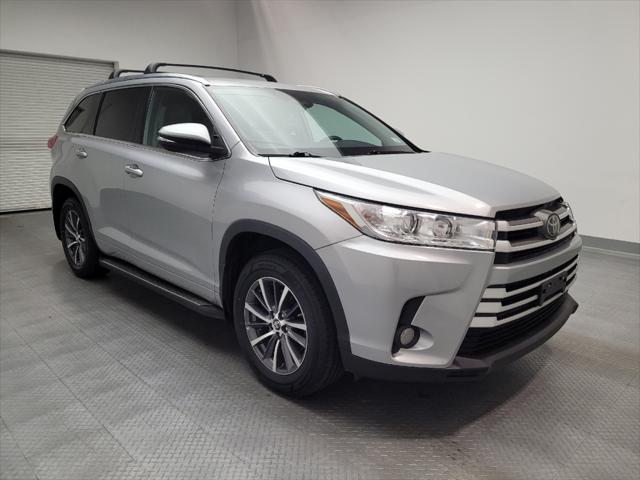 used 2018 Toyota Highlander car, priced at $26,995