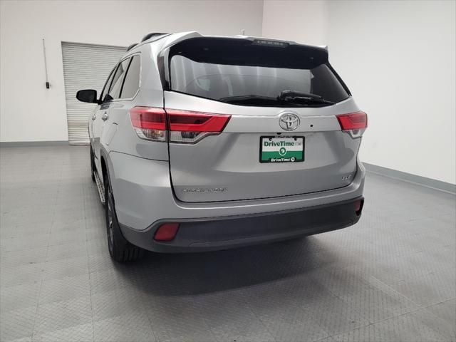 used 2018 Toyota Highlander car, priced at $26,995