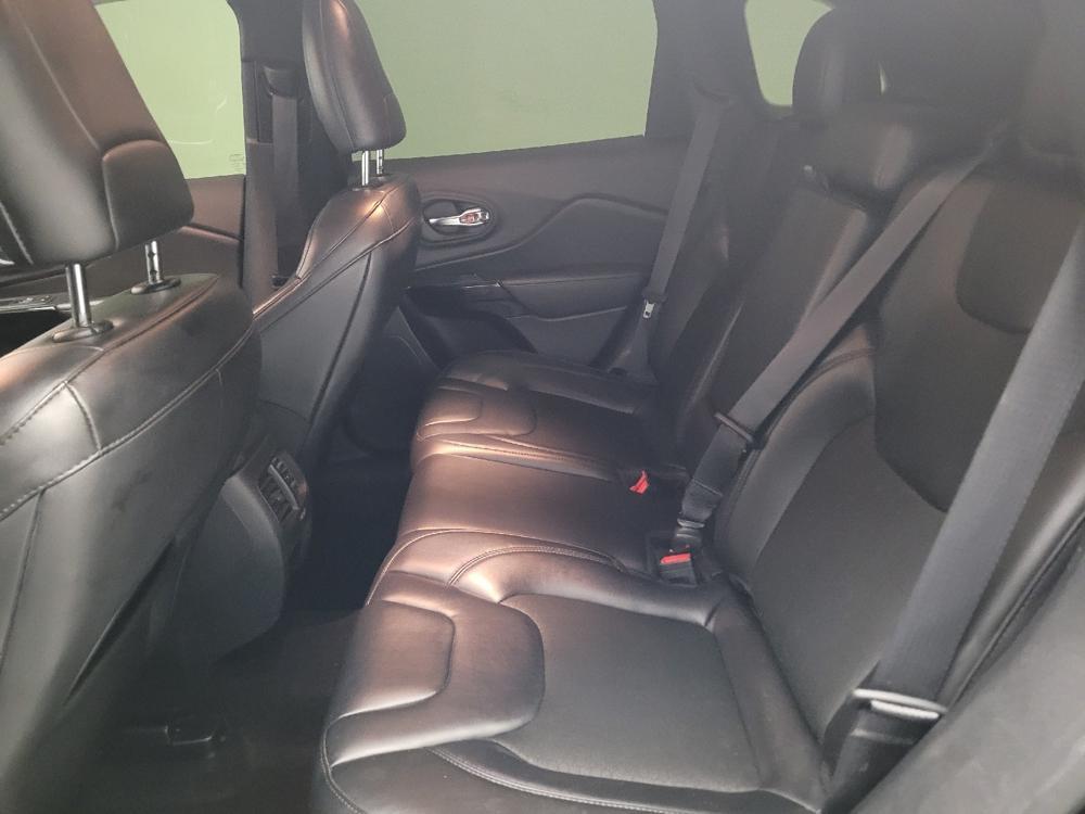 used 2020 Jeep Cherokee car, priced at $17,695