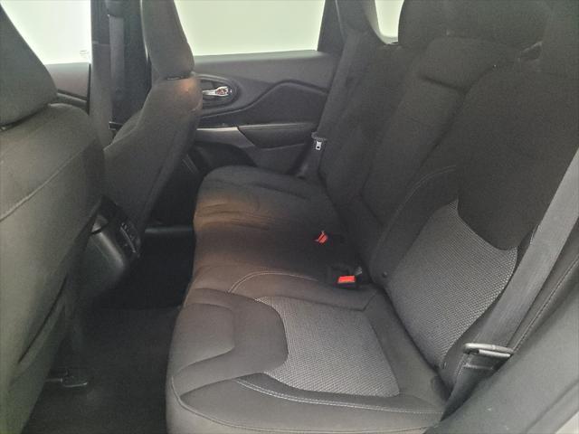 used 2019 Jeep Cherokee car, priced at $15,295