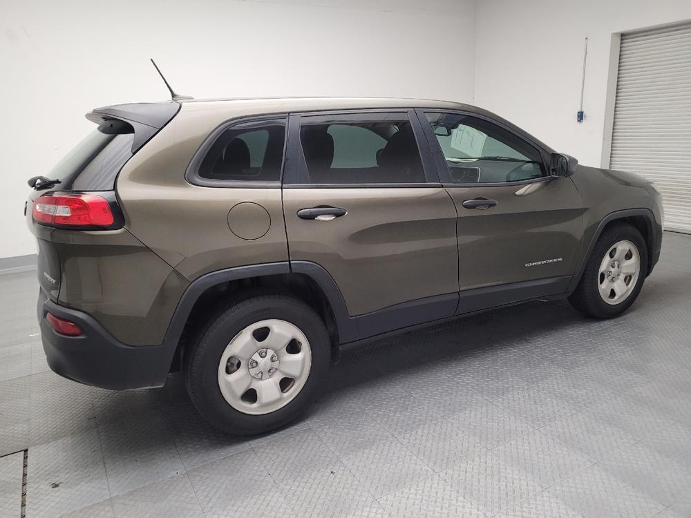 used 2016 Jeep Cherokee car, priced at $12,795