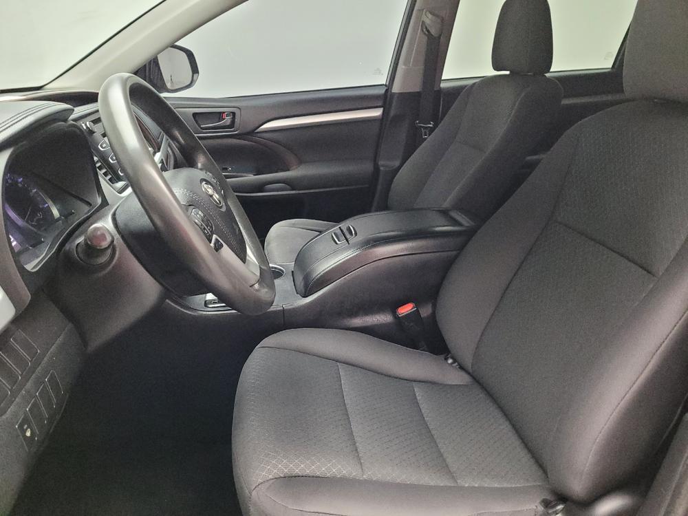 used 2018 Toyota Highlander car, priced at $19,795
