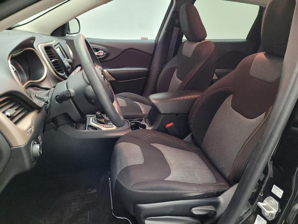 used 2018 Jeep Cherokee car, priced at $15,995