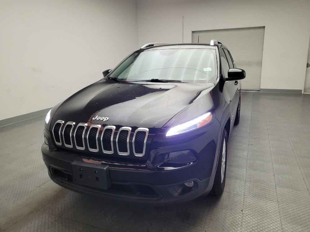 used 2018 Jeep Cherokee car, priced at $15,995