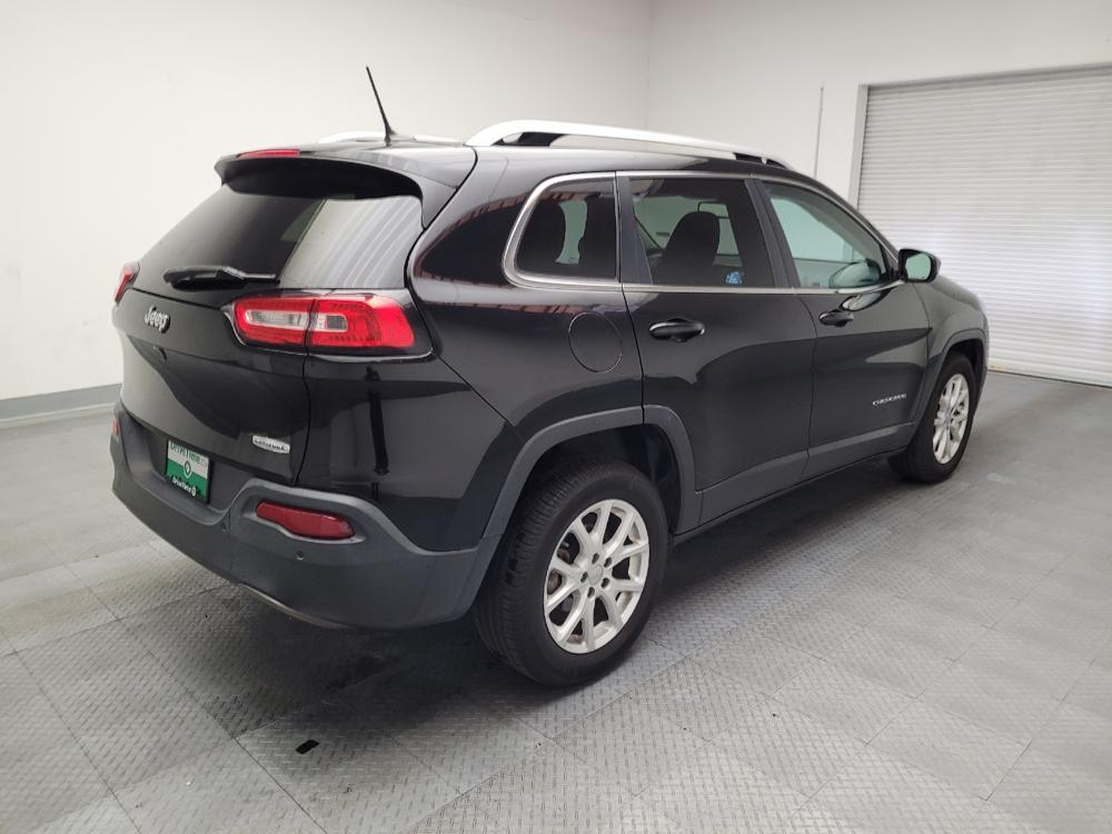 used 2018 Jeep Cherokee car, priced at $15,995