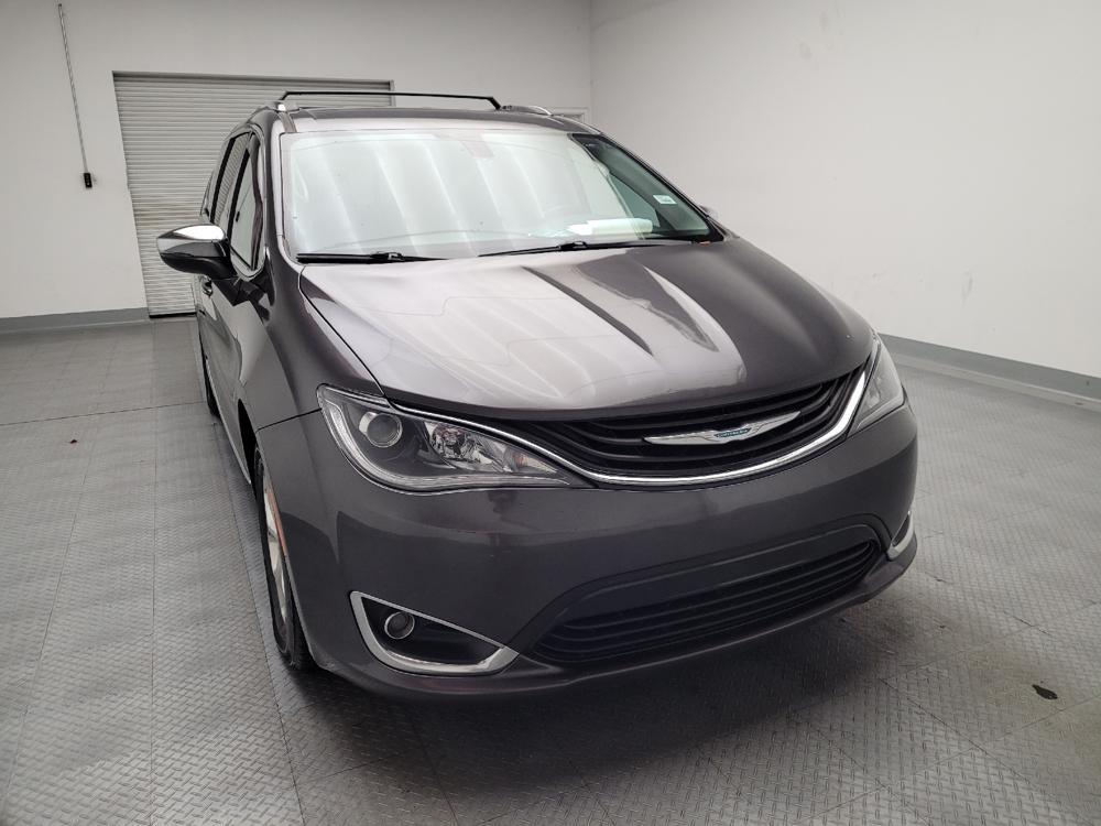 used 2018 Chrysler Pacifica Hybrid car, priced at $15,595