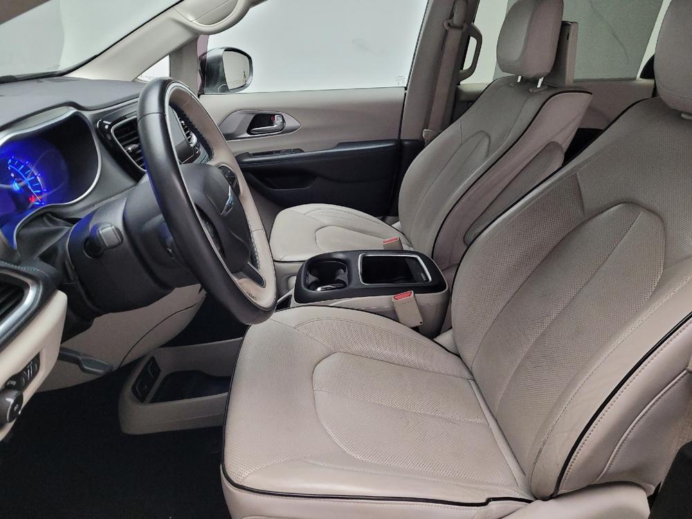 used 2018 Chrysler Pacifica Hybrid car, priced at $15,595