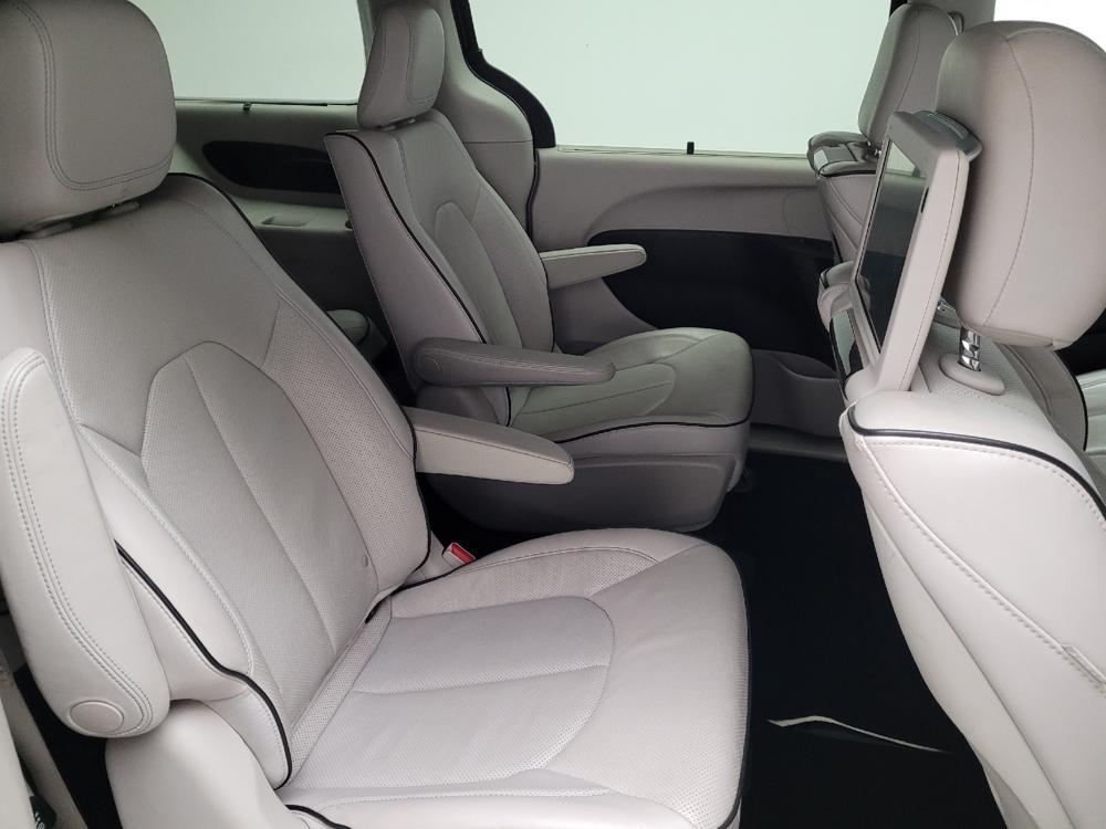 used 2018 Chrysler Pacifica Hybrid car, priced at $15,595