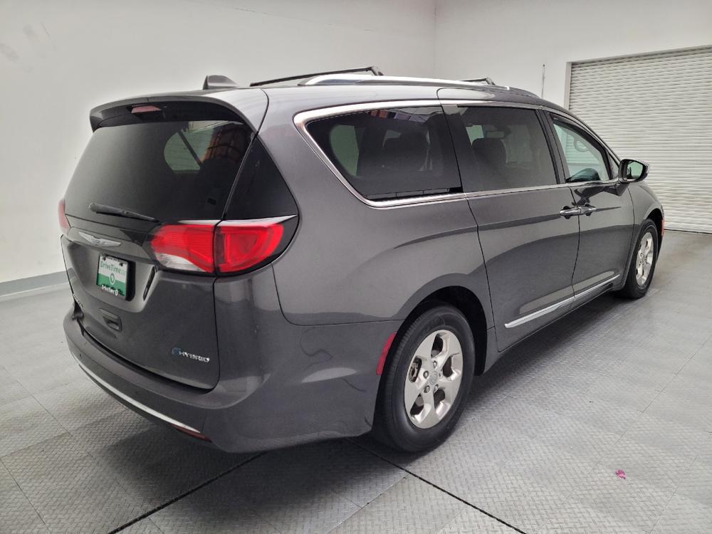 used 2018 Chrysler Pacifica Hybrid car, priced at $15,595