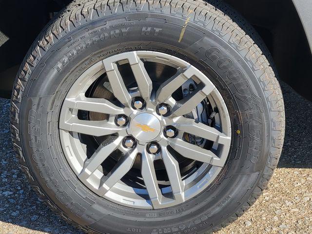 new 2026 Chevrolet Suburban car, priced at $79,530