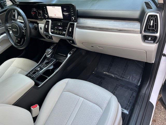 used 2023 Kia Sorento car, priced at $29,987
