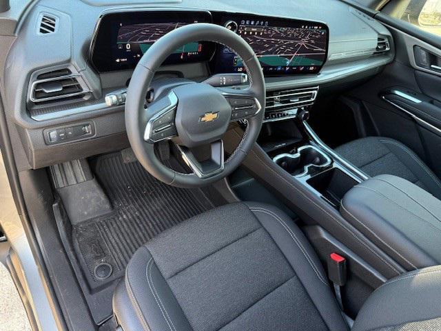 new 2026 Chevrolet Traverse car, priced at $45,035