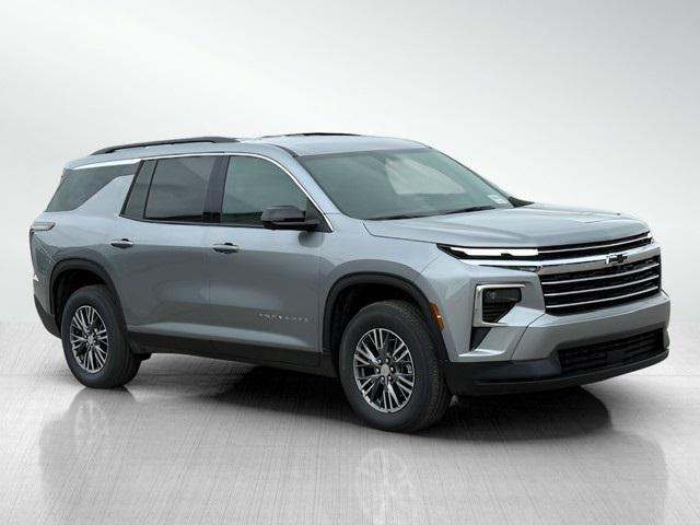 new 2026 Chevrolet Traverse car, priced at $45,035