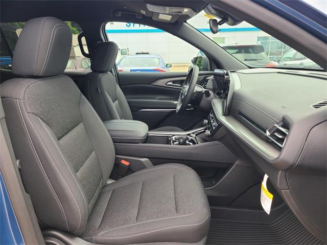 new 2025 Chevrolet Traverse car, priced at $43,355
