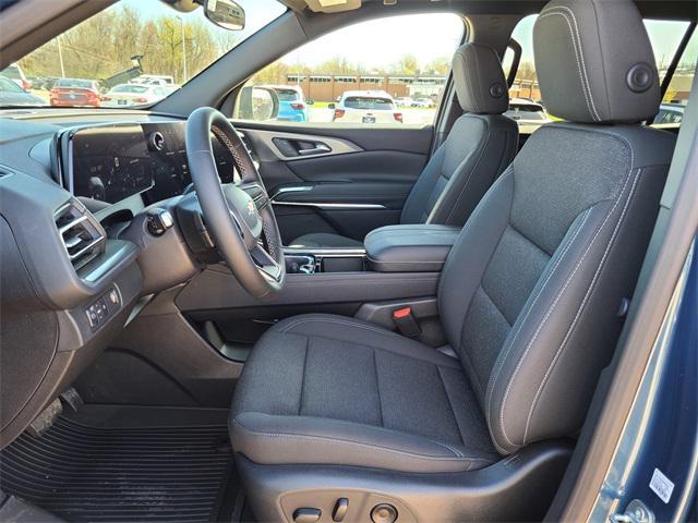new 2025 Chevrolet Traverse car, priced at $42,159