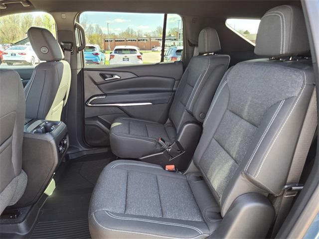 new 2025 Chevrolet Traverse car, priced at $42,159