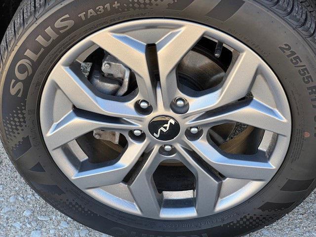 used 2024 Kia Seltos car, priced at $21,985