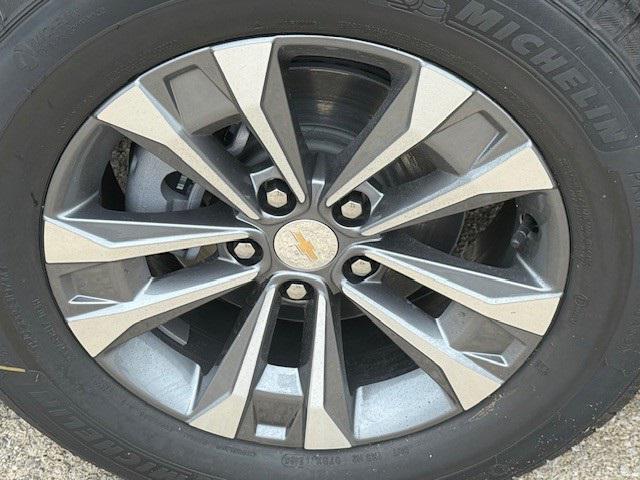 new 2026 Chevrolet Equinox car, priced at $35,365
