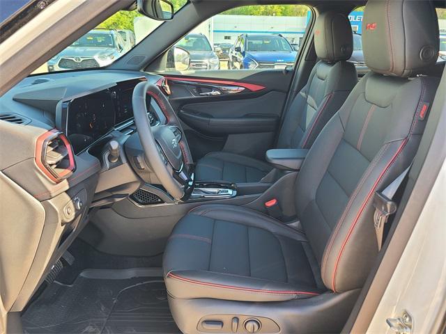 new 2025 Chevrolet TrailBlazer car, priced at $33,075