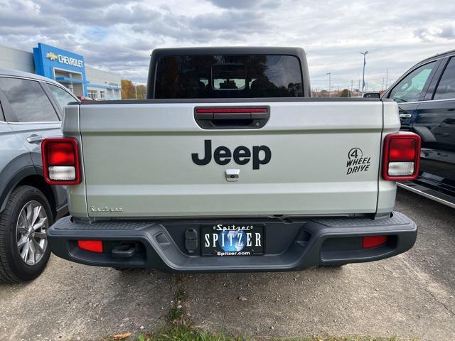 used 2022 Jeep Gladiator car, priced at $32,966