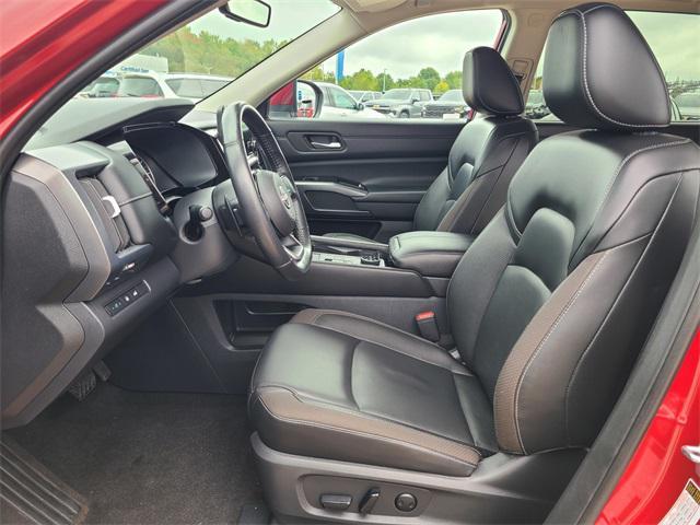used 2023 Nissan Pathfinder car, priced at $31,621