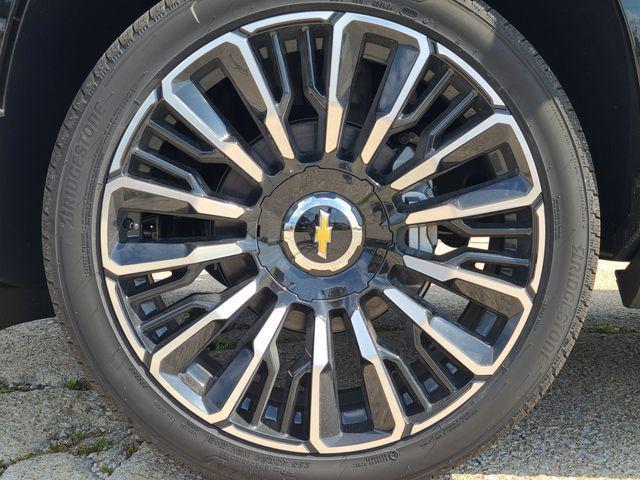 new 2025 Chevrolet Suburban car, priced at $93,530