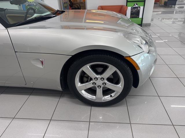 used 2006 Pontiac Solstice car, priced at $12,974