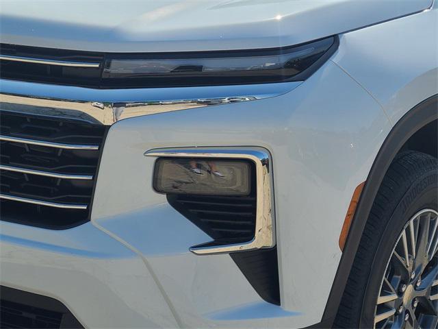 new 2025 Chevrolet Traverse car, priced at $44,310