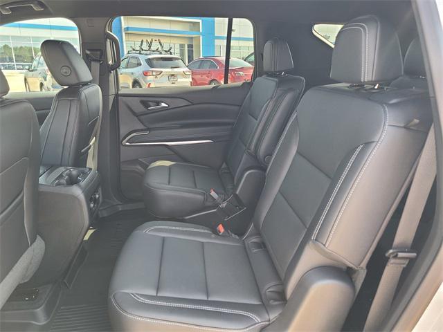 new 2025 Chevrolet Traverse car, priced at $44,310