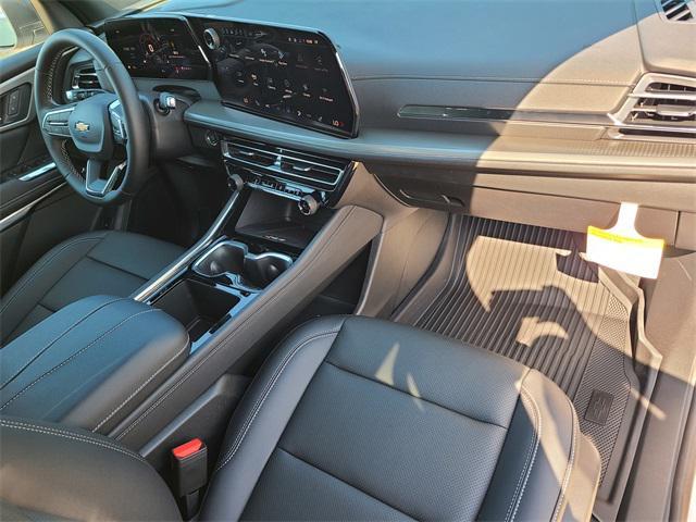 new 2025 Chevrolet Traverse car, priced at $44,310