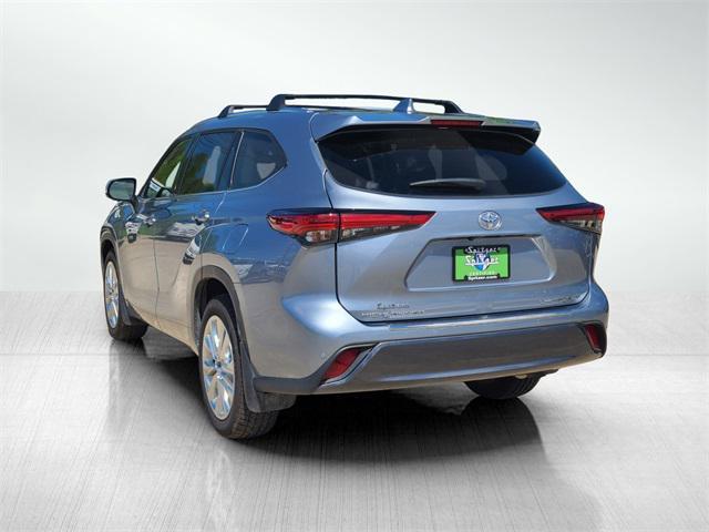 used 2023 Toyota Highlander car, priced at $43,560