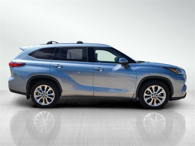 used 2023 Toyota Highlander car, priced at $43,560