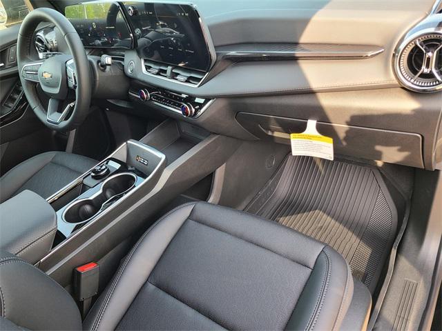 new 2026 Chevrolet Equinox car, priced at $29,936