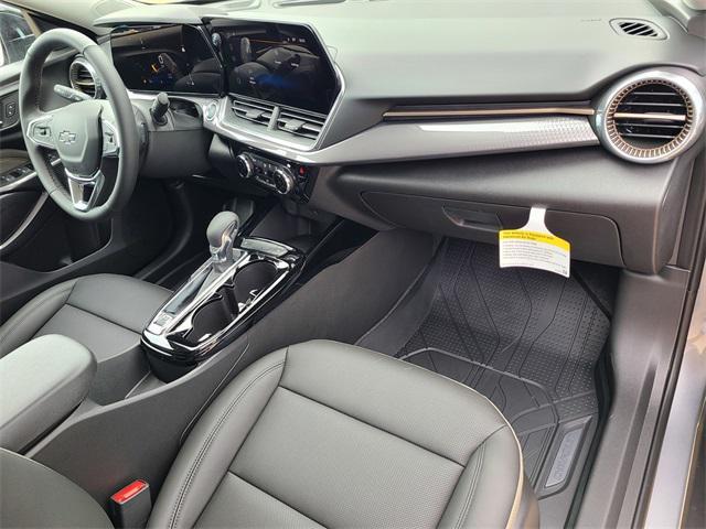 new 2025 Chevrolet Trax car, priced at $26,955