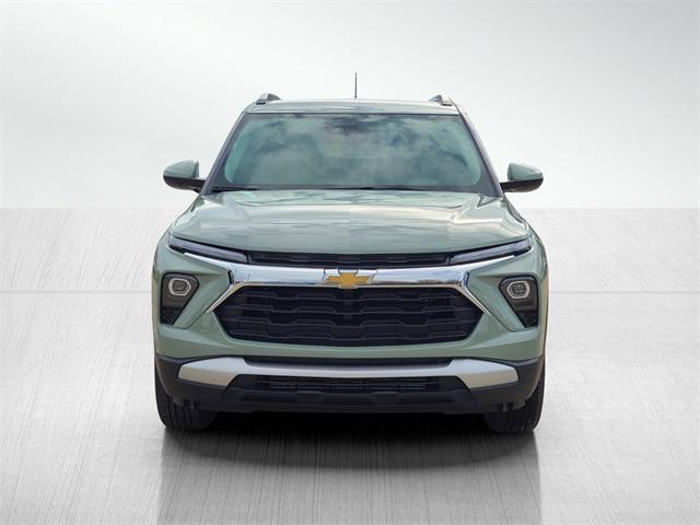 new 2025 Chevrolet TrailBlazer car, priced at $28,104