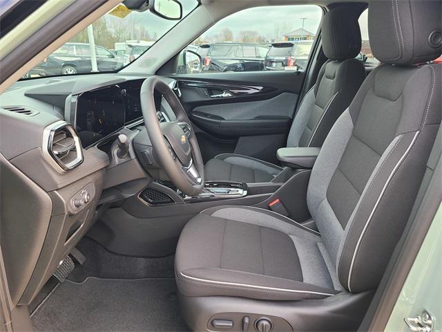 new 2025 Chevrolet TrailBlazer car, priced at $28,104