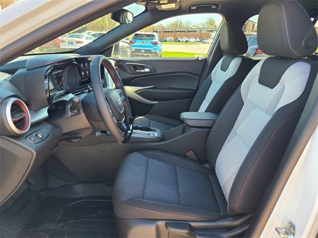 new 2025 Chevrolet Trax car, priced at $25,235