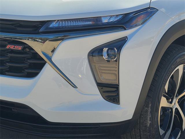 new 2025 Chevrolet Trax car, priced at $25,235