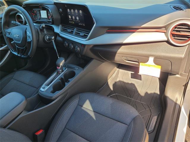 new 2025 Chevrolet Trax car, priced at $25,235