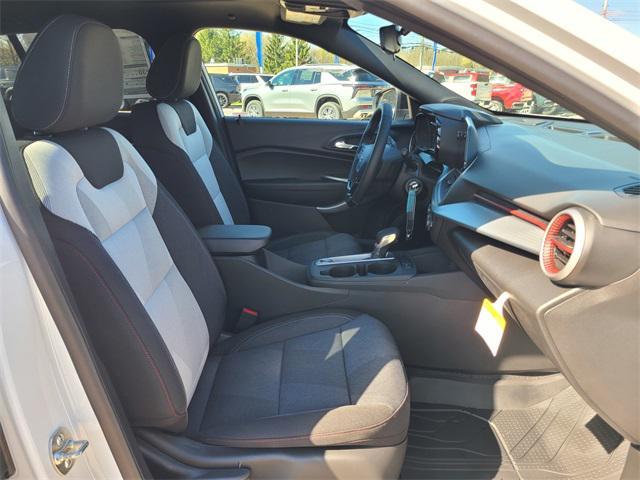 new 2025 Chevrolet Trax car, priced at $25,235